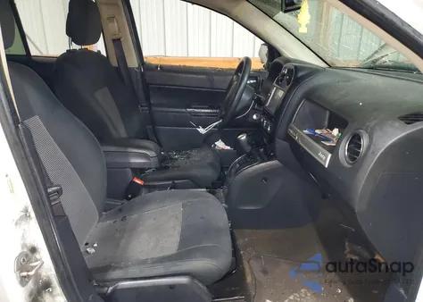 2016 Jeep Compass Sport из США, поврежденный, VIN 1C4NJDBB4GD559305